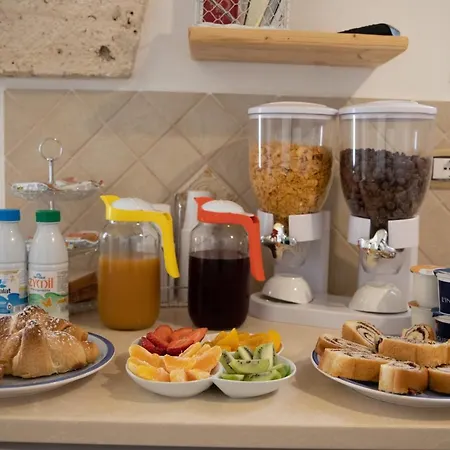 Alojamento de Acomodação e Pequeno-almoço La Corte Dei Sogni 3*