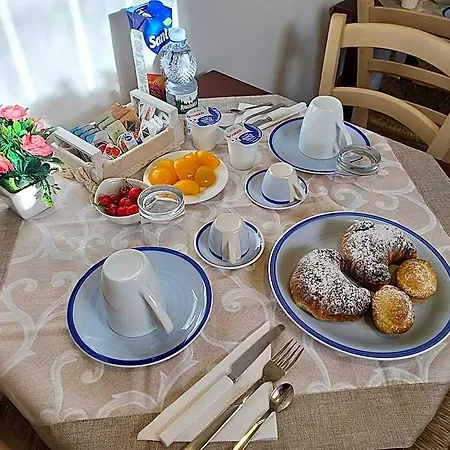לינה וארוחת בוקר La Corte Dei Sogni טביאנו